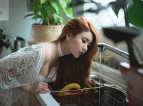 모터쇼 피앤아이 청순 미녀 레이싱모델 김라영 비키니 글래머 몸매, 퇴근하구 수영하러 ::: 